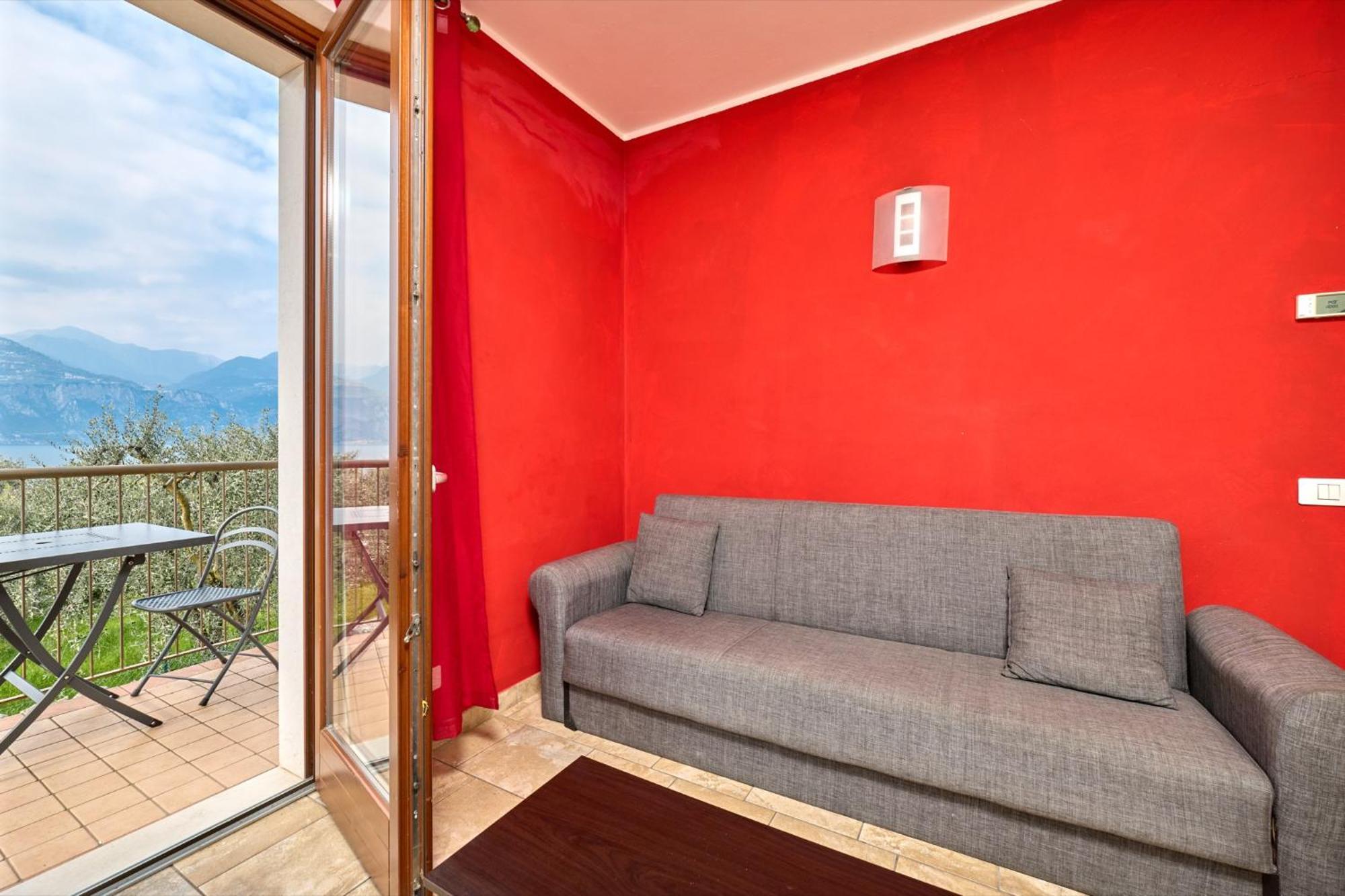 Bellavista Apartment มัลเชซิเน ภายนอก รูปภาพ